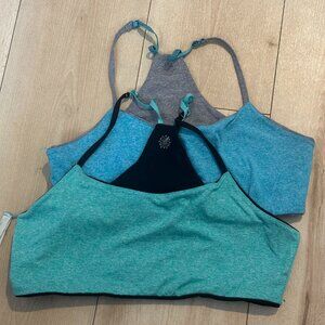 Bluet bras - adjustable and reversable - Size 18